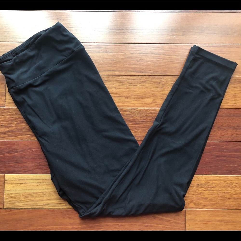 LuLaRoe Black TC Leggings